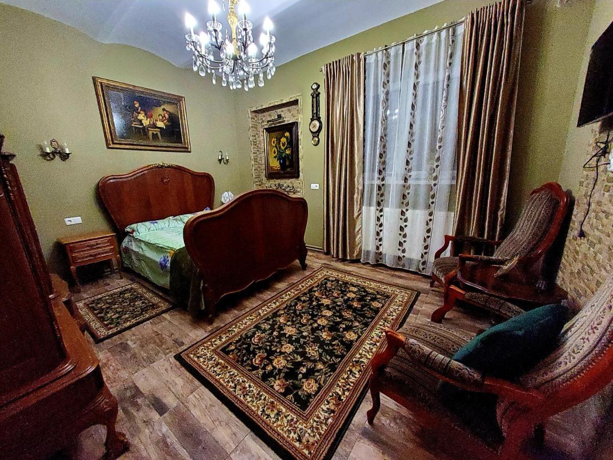 Sissy Vendégház Tîrgu Secuiesc Exterior foto
