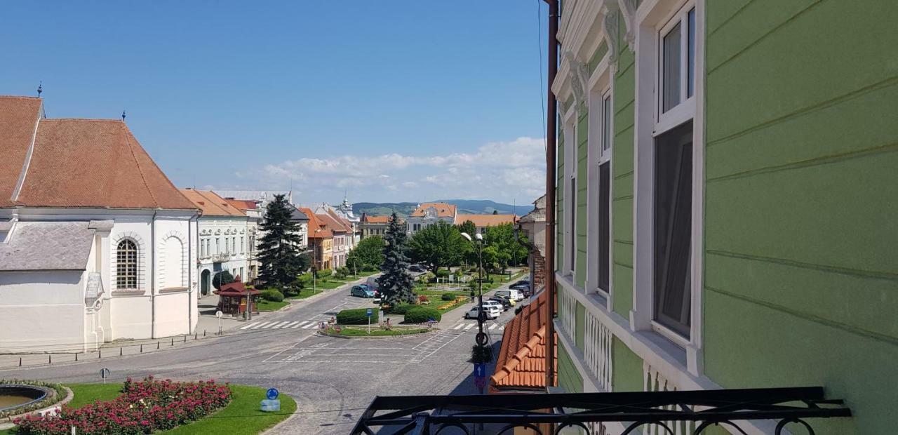 Sissy Vendégház Tîrgu Secuiesc Exterior foto